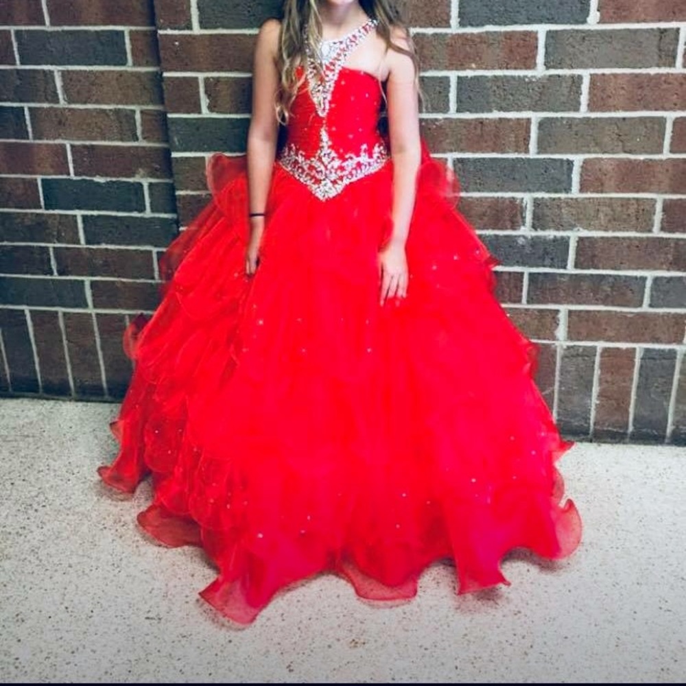 Pageant dress